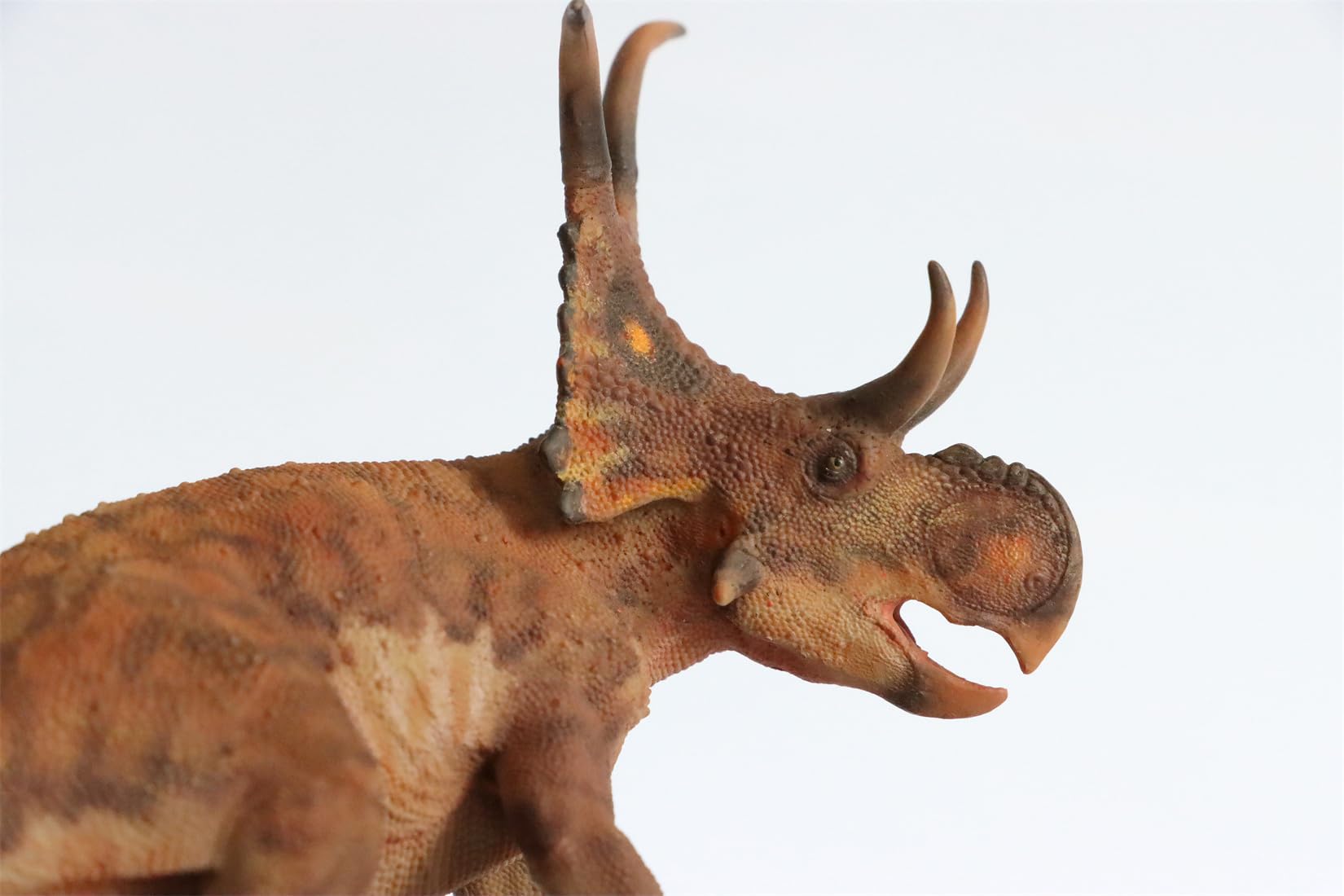 Amazon.com: Xinyan Studio Diabloceratops Scene 1:20 Scale
